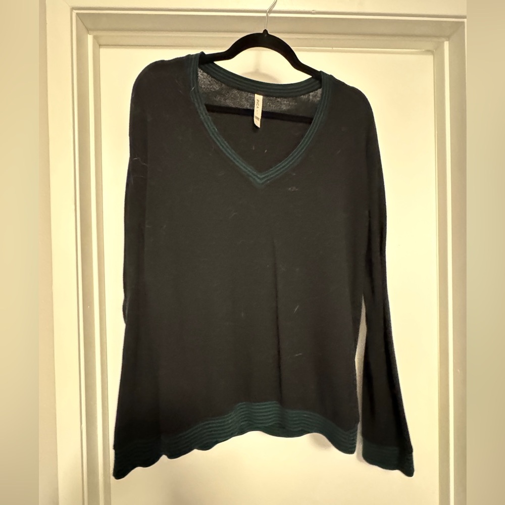 RVCA Lightweight v-neck sweater